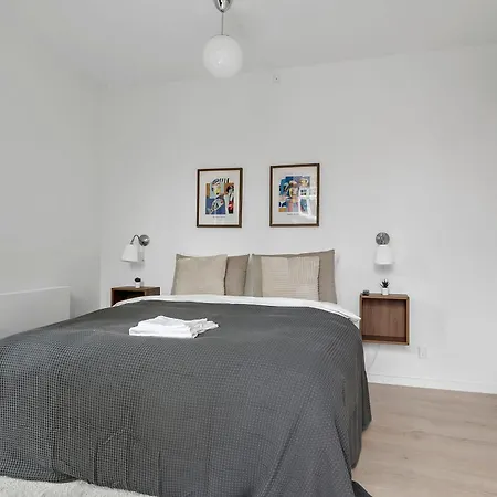 Cosy 4-person In The Heart Of Apartment