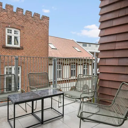 Inner Nest אורהוס